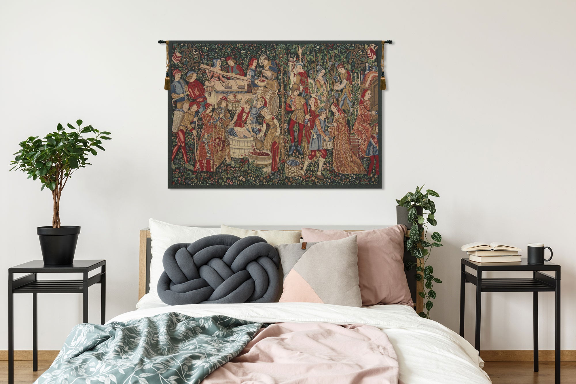 Vendages Red Small Belgian Tapestry