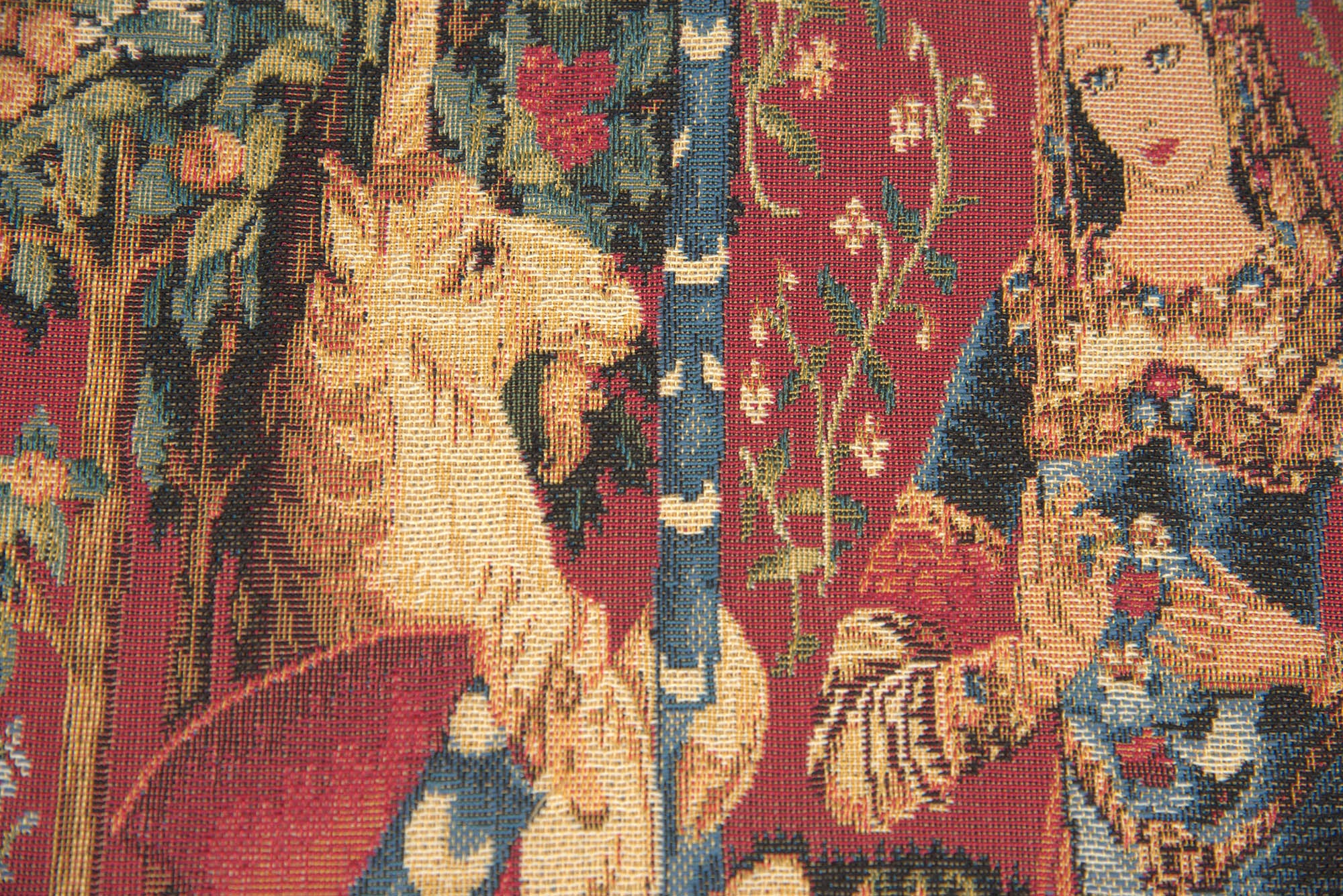 Medieval Smell Small European Cushion Cover