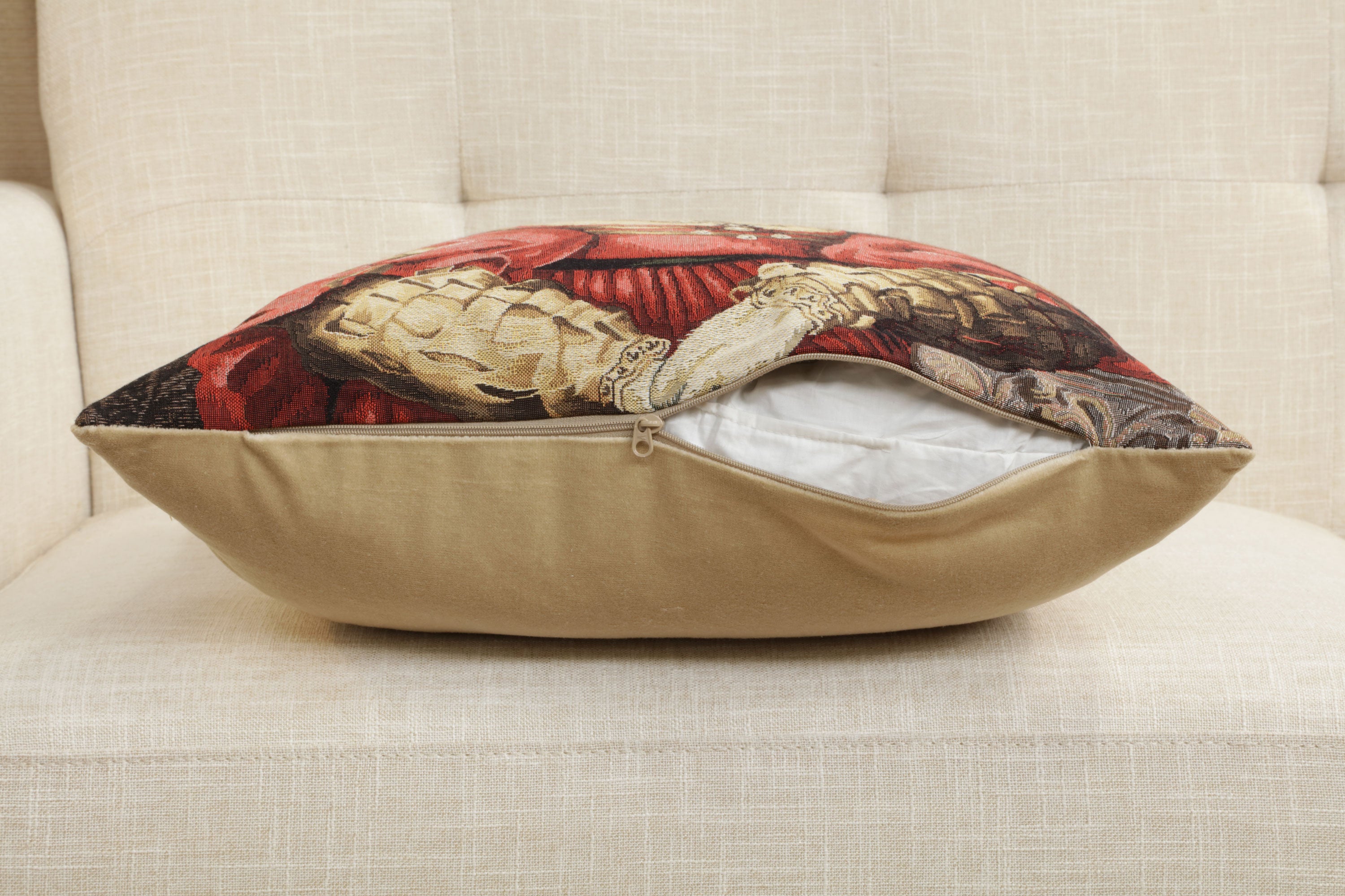 Cat With Crown A European Cushion Cover