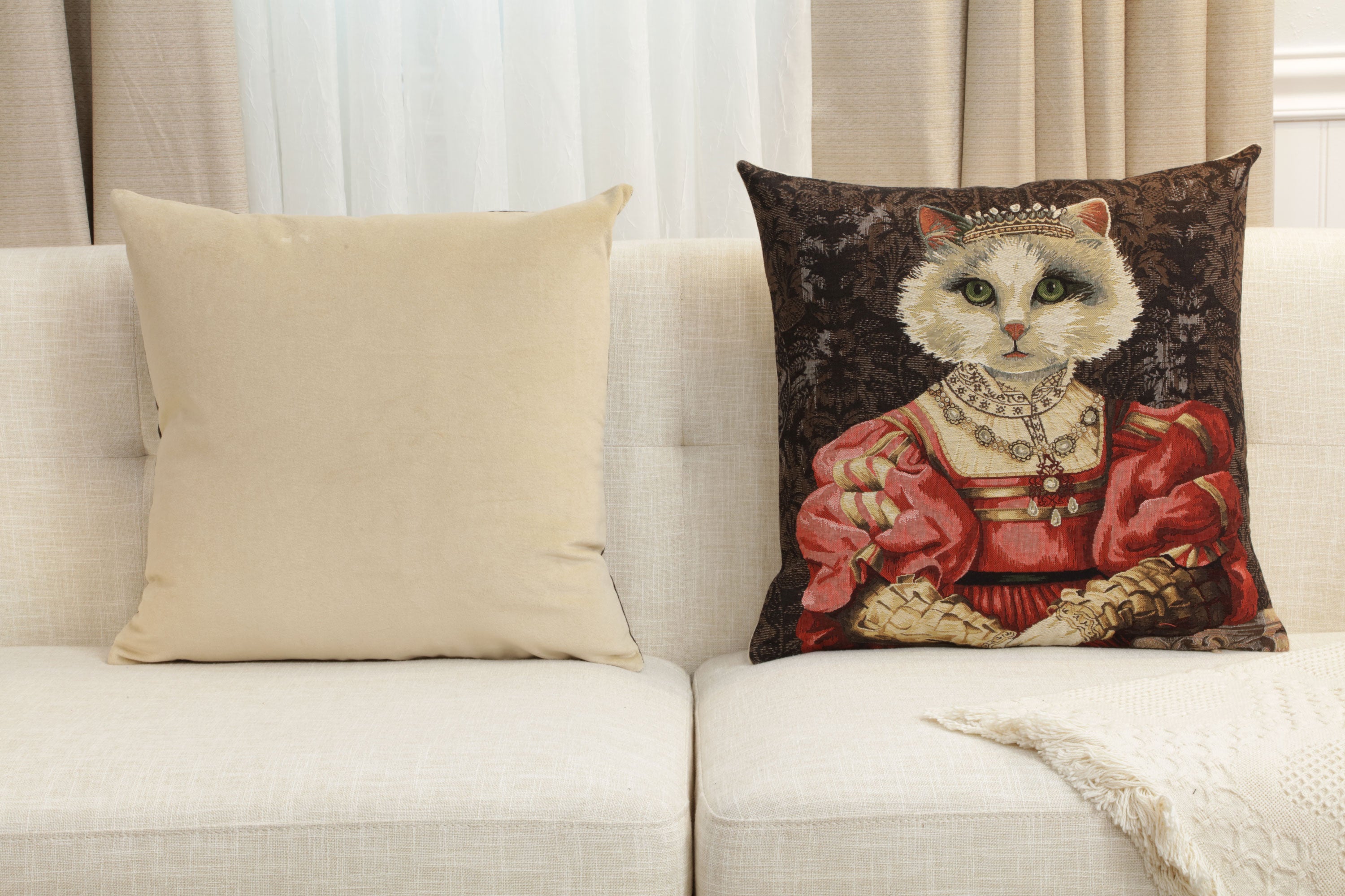 Cat With Crown A European Cushion Cover