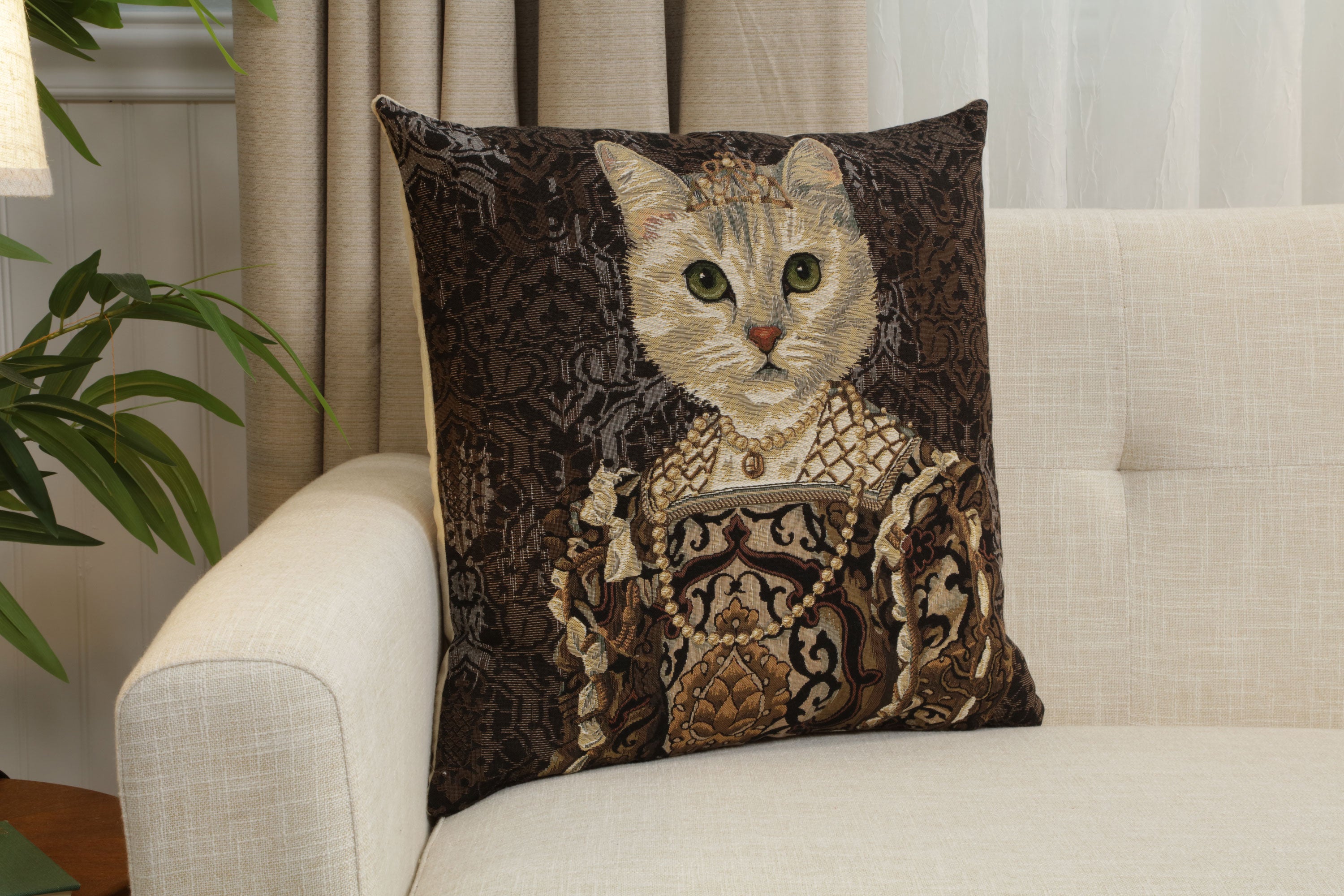 Cat With Crown B European Cushion Cover