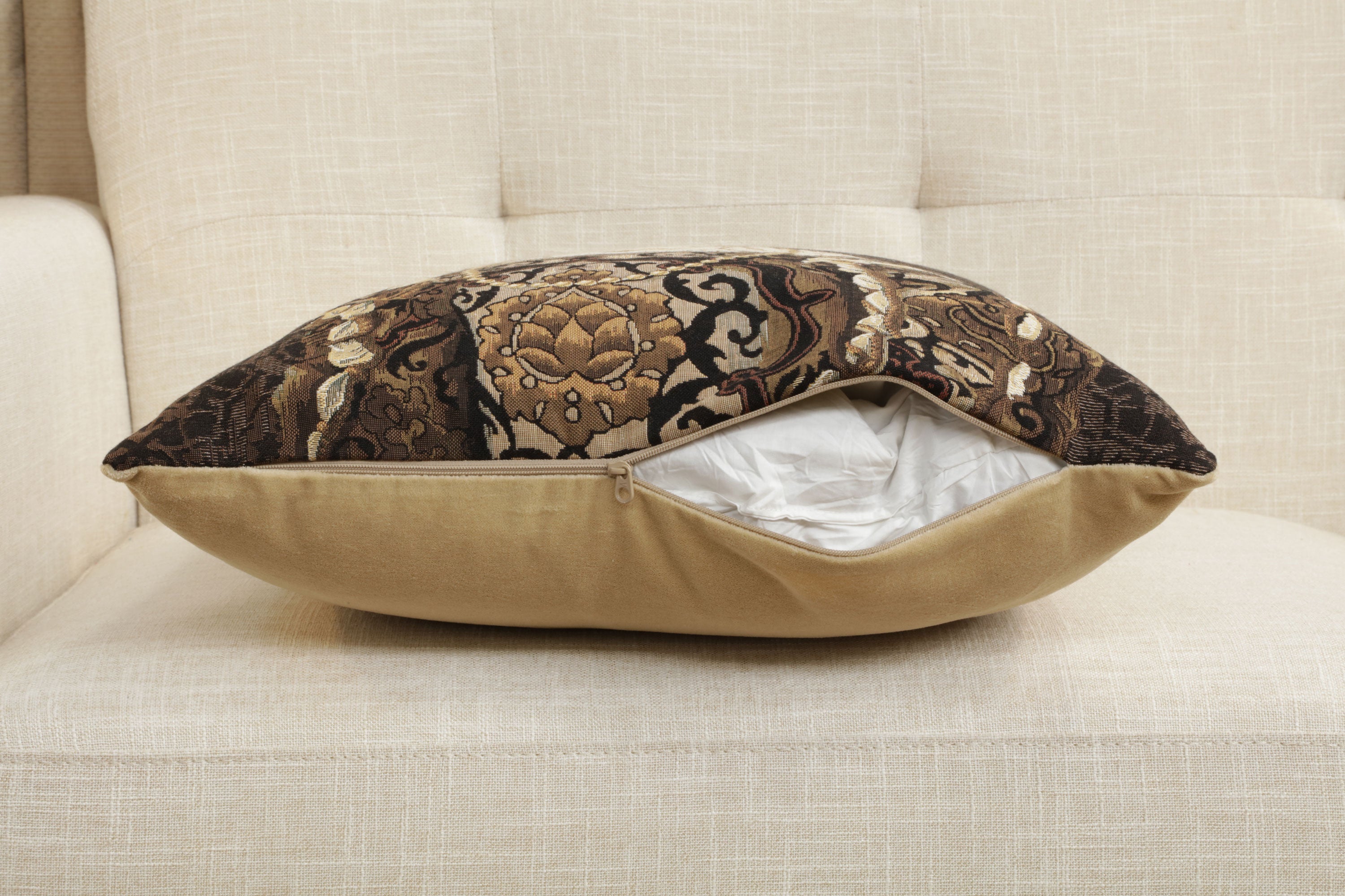 Cat With Crown B European Cushion Cover