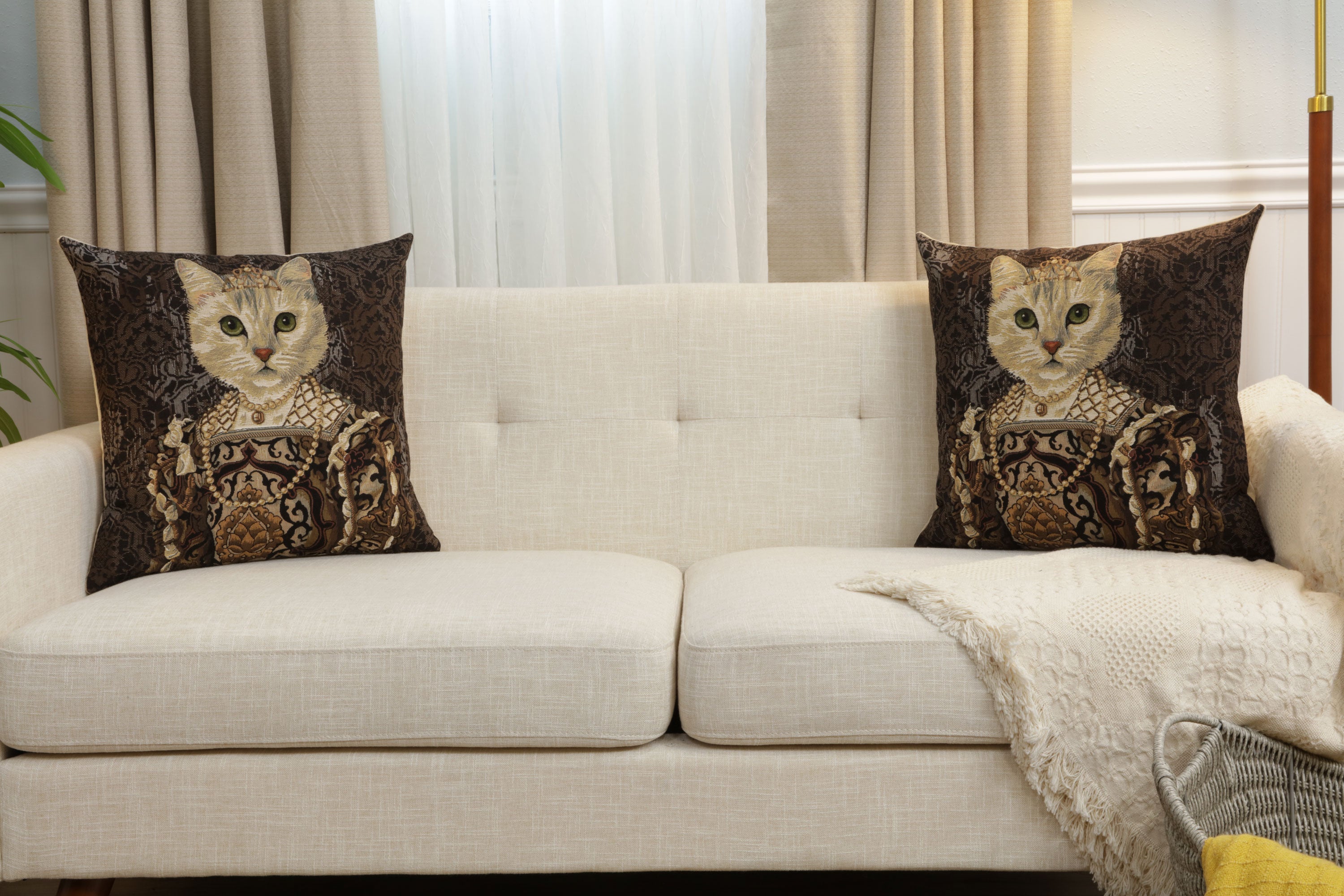 Cat With Crown B European Cushion Cover