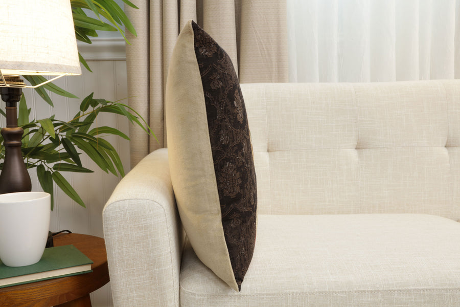 Cat With Hat A European Cushion Cover