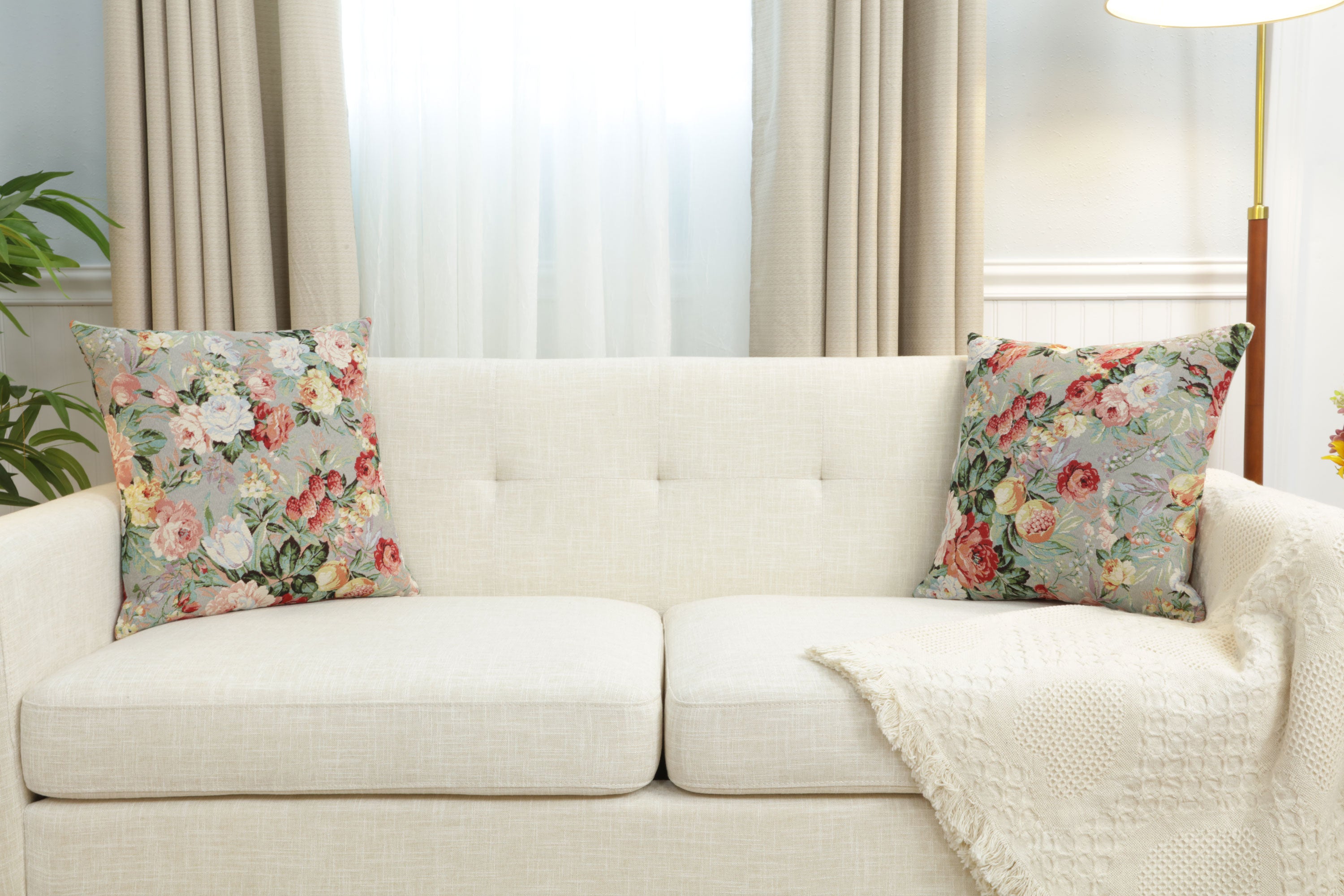 Berries Field Cushion  Cover