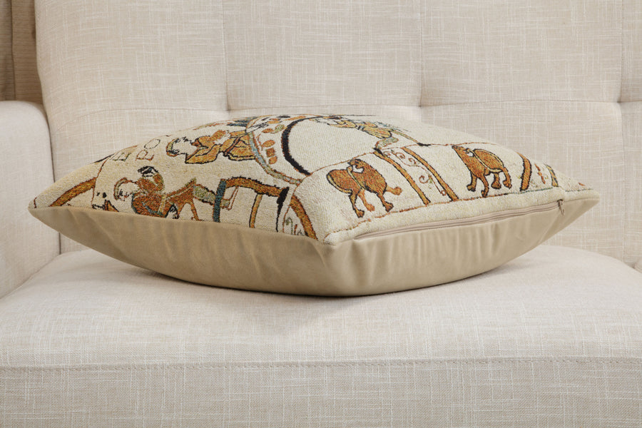 Bayeux Banquet Table European Cushion Cover