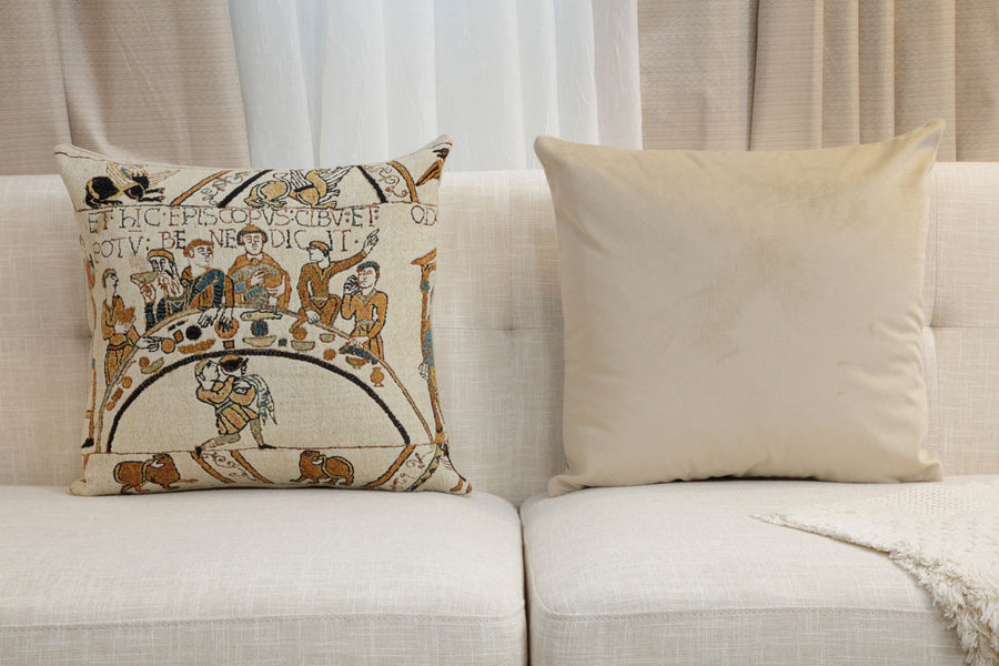 Bayeux Banquet Table European Cushion Cover