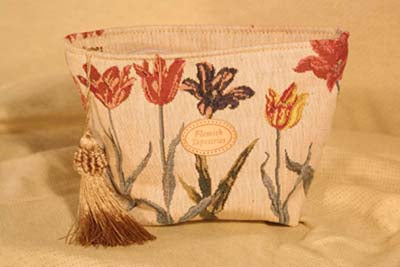 Bergues  European Handbag