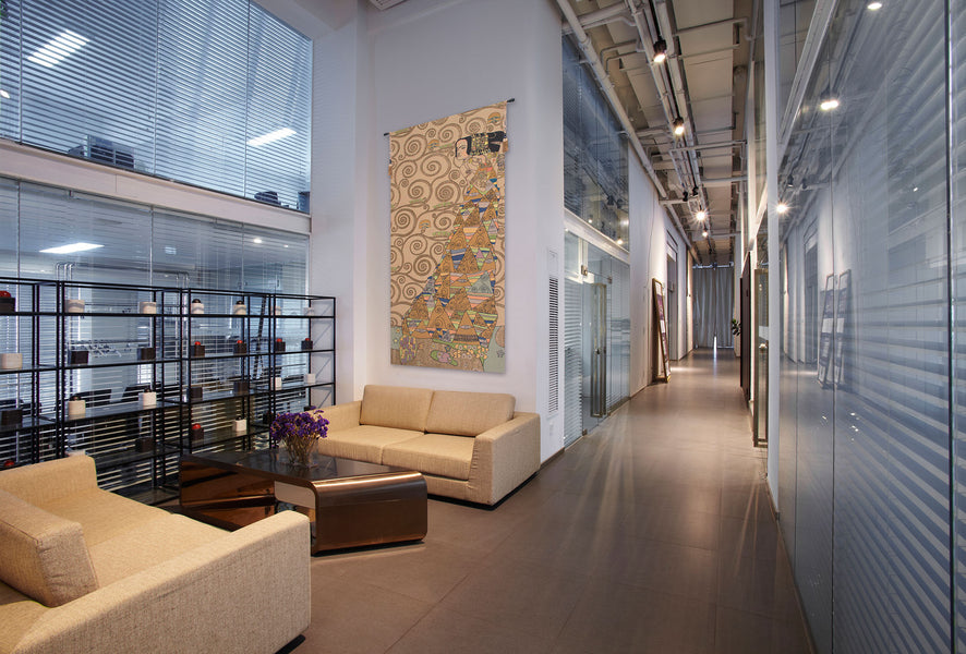 L'Attente Klimt a Droite Clair French Tapestry